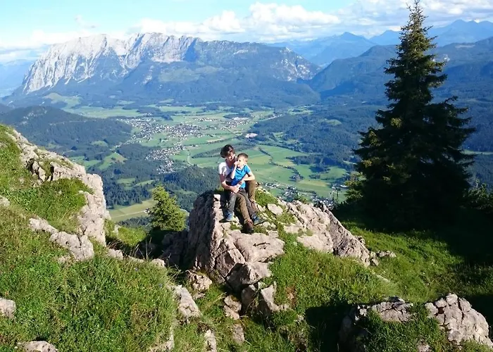 Knoedl-alm Waldhaeusl * باد ميترندورف