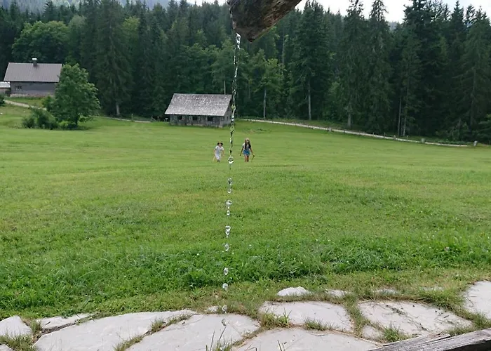 Knoedl-alm Waldhaeusl باد ميترندورف